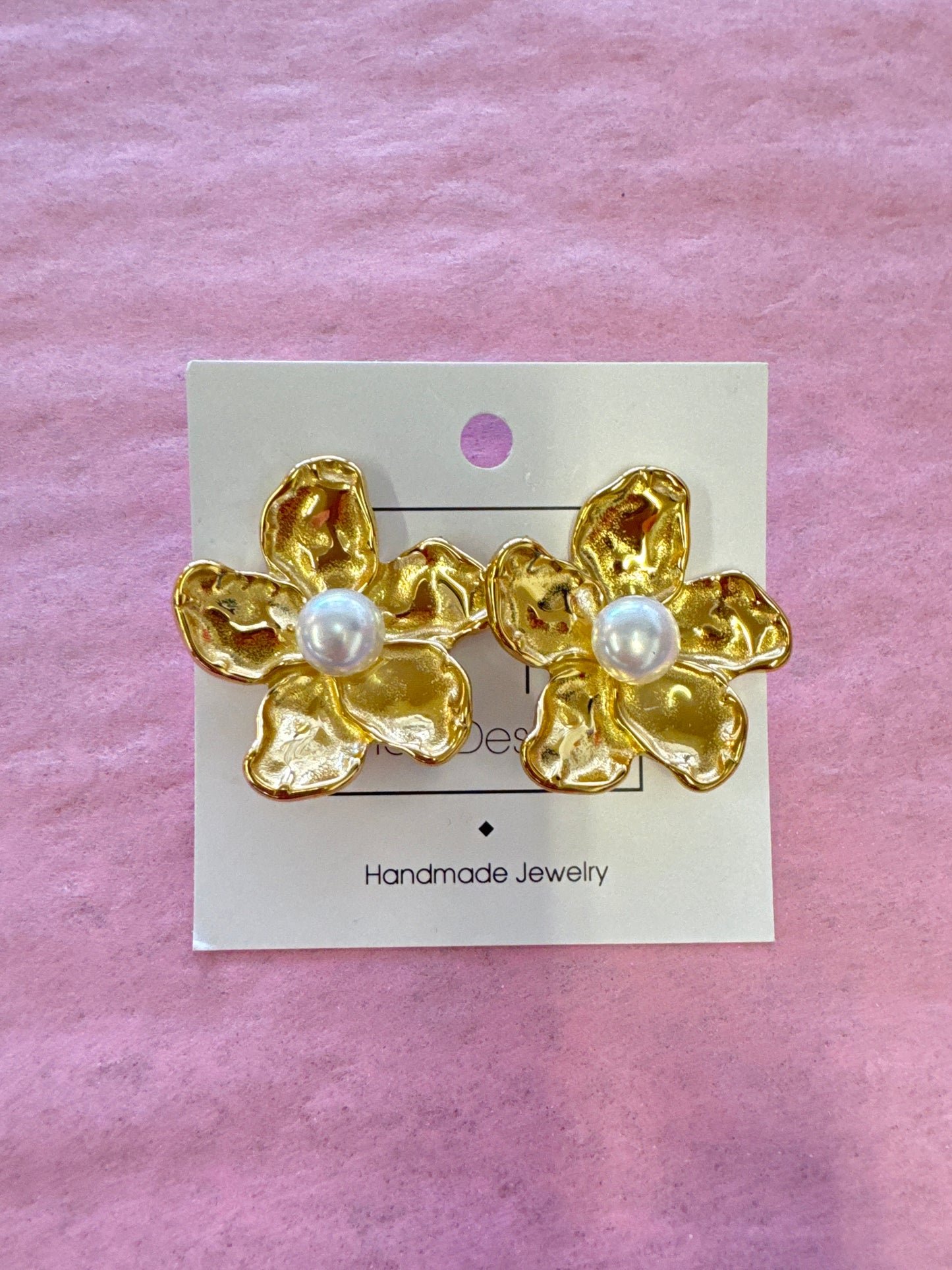 Hart Designs Gold Flower Earrings