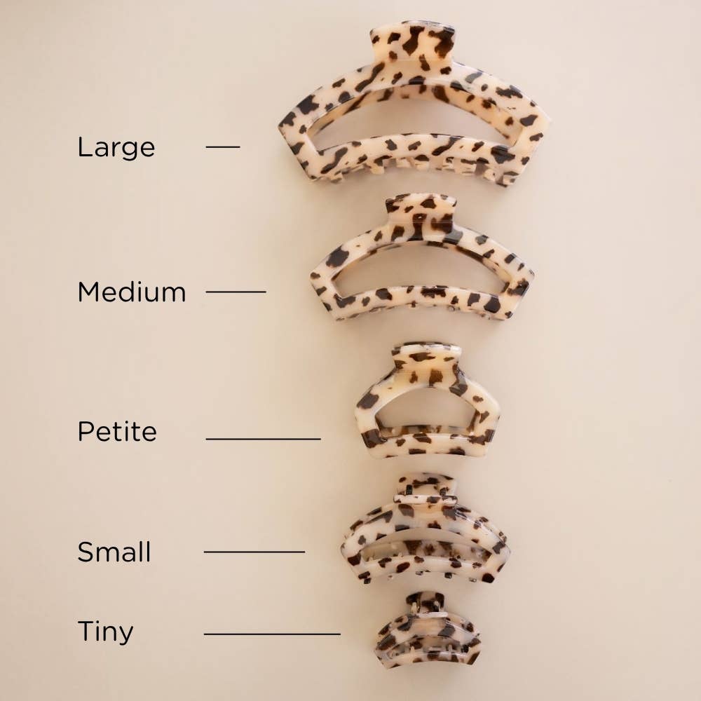 Open | Blonde Tortoise | Petite Claw Clip