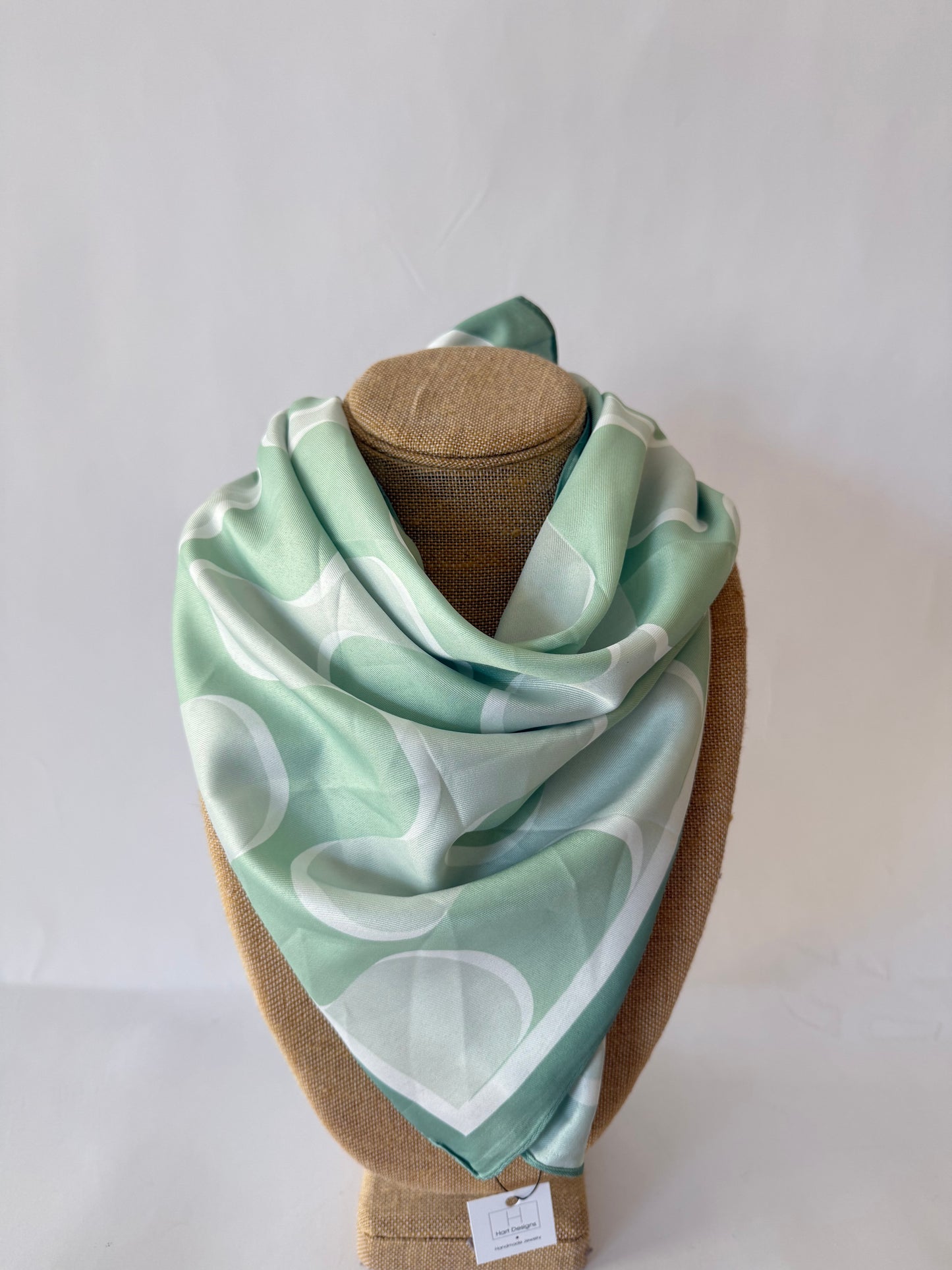 Hart Designs Green and White Scarf