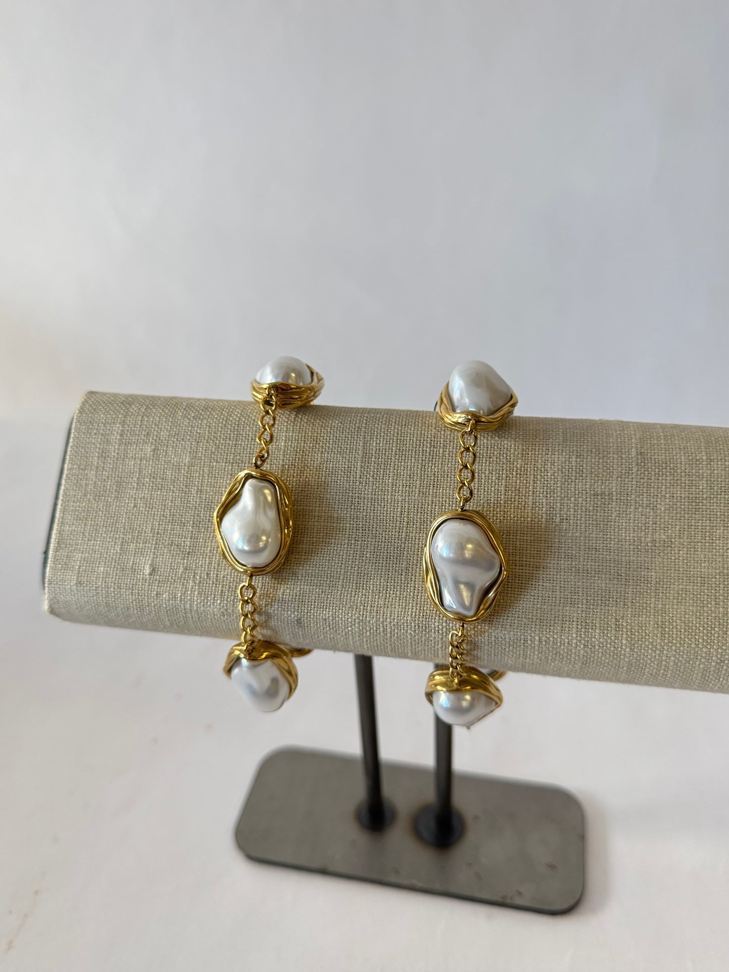 Hart Designs Pearl Bracelet