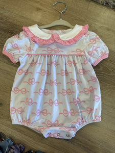 Pink bow bubble