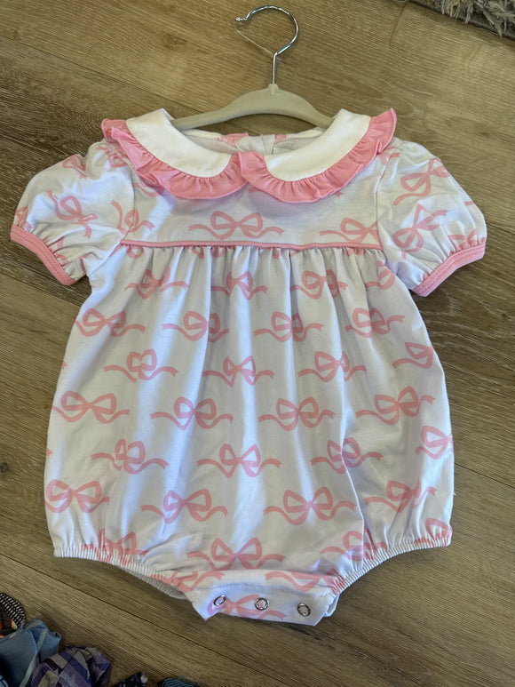 Pink bow bubble