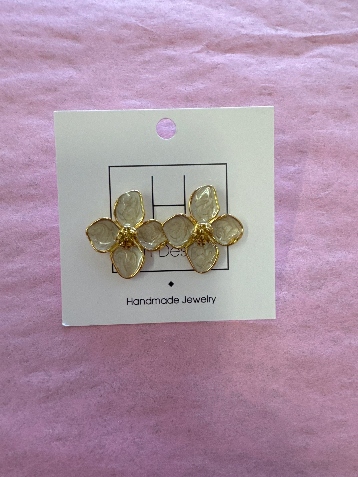 Hart Designs Pearl and Flower Earrings