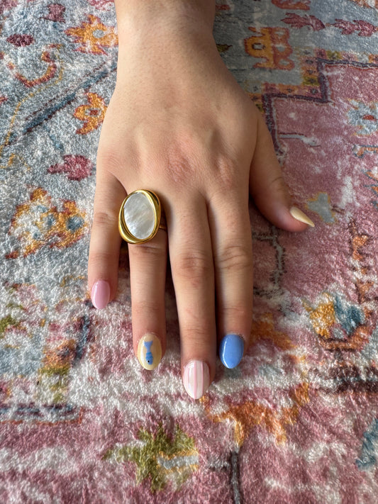 Hart Designs White Chunky Ring