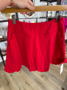 RED scallop skort