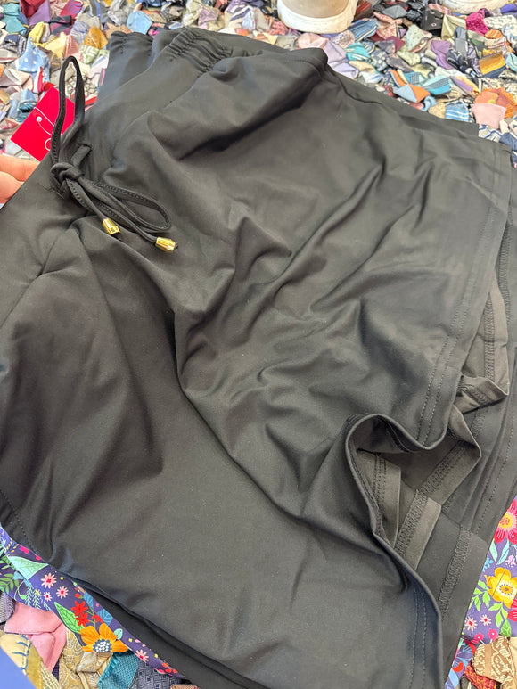 Black Skort